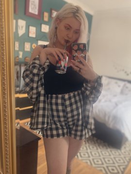 LittleLucile de Essonne, France